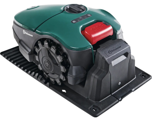 Robomow Roboterrasenmäher auf Ladestation