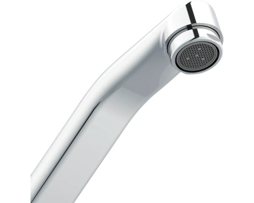 Detailaufnahme eines Wasserhahns aus Metall