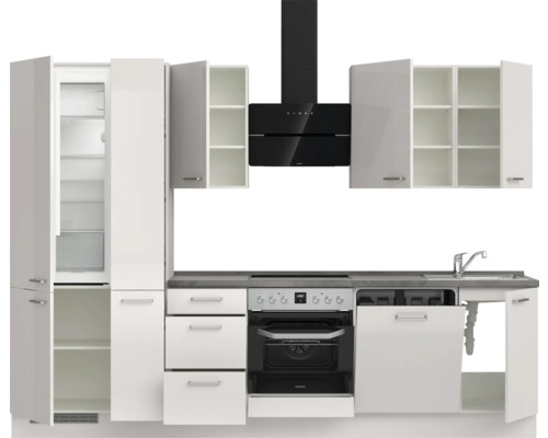 Komplette Küchenzeile mit Kühl-Gefrierkombination, Schubladen, Backofen, Spülbecken, Spülmaschine und Dunstabzugshaube.