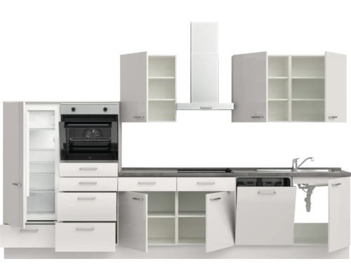 Küchenzeile mit Einbaugeräten, Spüle und Dunstabzugshaube