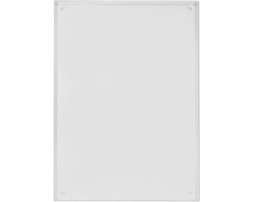 Acrylglasplatte mit Befestigungslöchern