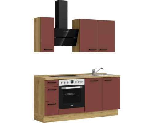 Komplette Küche mit Dunstabzugshaube, Spüle, Herd und Schränken