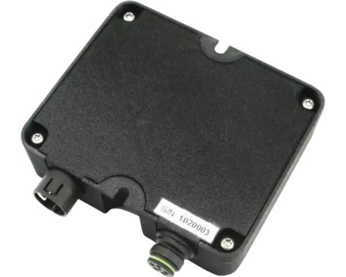 Schwarzes, rechteckiges elektronisches Bauteil mit Anschlüssen