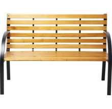 Gartenbank mit Holzlatten und Metallgestell