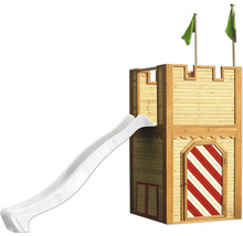 Spielturm aus Holz mit Rutsche und zwei Fahnen