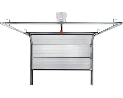 Geöffnetes Garagentor mit horizontalen Paneelen