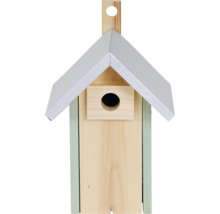 Vogelhaus aus Holz mit Loch