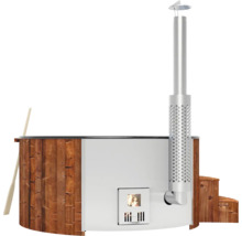 Holzbefeuerter Badebottich mit Schornstein und Holzverkleidung