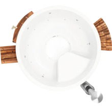 Runder Whirlpool mit Holzverkleidung und Abflussrohr, Draufsicht