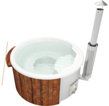 Holz befeuerter Badebottich mit Schornstein