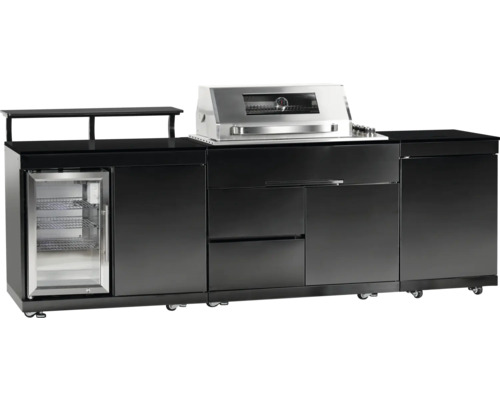 Komplette Outdoorküche mit Grill, Kühlschrank und Arbeitsfläche auf Rädern