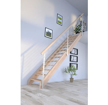 Holztreppe mit Edelstahlgeländer in einem hellen Raum