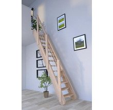 Raumansicht mit einer Holztreppe mit Geländer