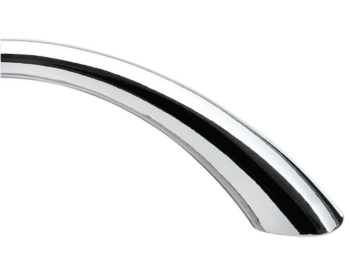 Detailaufnahme eines verchromten Griffs.