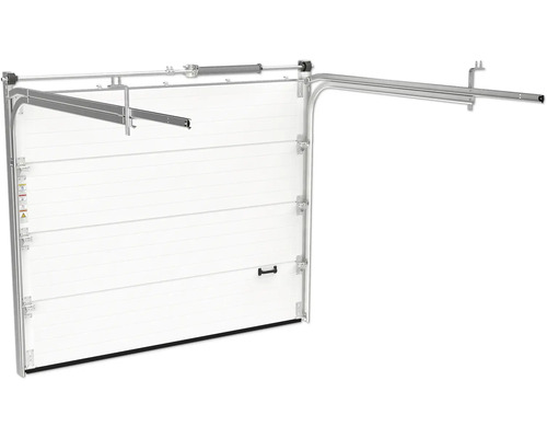 Geöffnetes Garagentor mit Führungsschienen