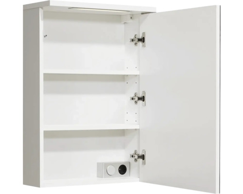 Offener weißer Spiegelschrank mit Regalböden, Beleuchtung und Steckdose