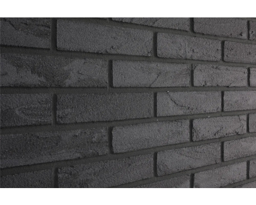 Wand aus Ziegelriemchen