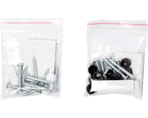 Zwei transparente Plastikbeutel mit Schrauben und Abdeckkappen