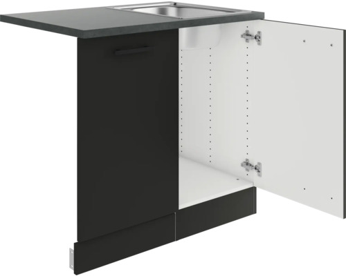 Spülenunterschrank mit geöffneter Tür