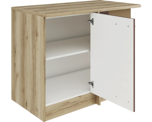 Unterschrank mit Regalböden und geöffneter Tür