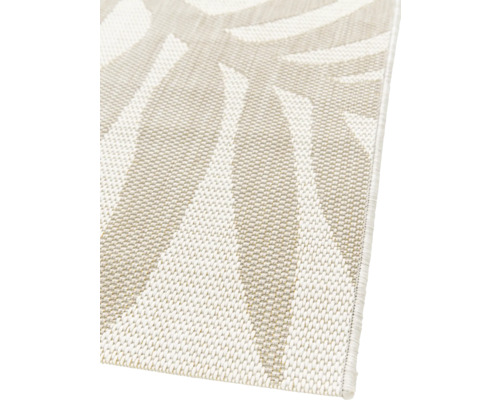 Detailansicht eines Outdoor Teppichs mit Pflanzenmuster