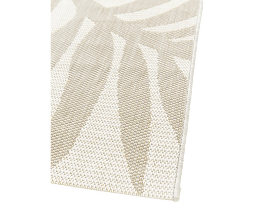 Detailansicht eines Outdoor Teppichs mit Pflanzenmuster