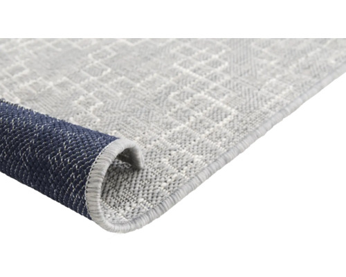 Grauer Outdoor Teppich mit geometrischem Muster