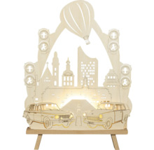 Dekorative Holzleuchte mit Leipziger Stadtmotiv, Heißluftballon und zwei Autos auf einem Holzfuß