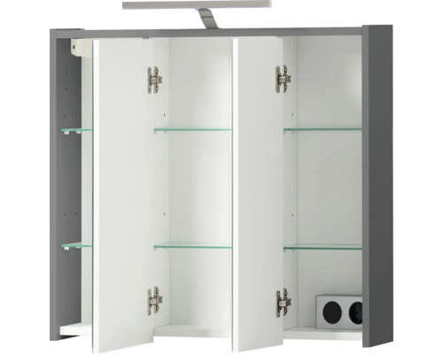 Offener Spiegelschrank mit Glasböden und Beleuchtung