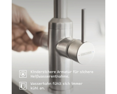 Detailaufnahme einer Armatur mit Heißwasserfunktion und Bedienelement