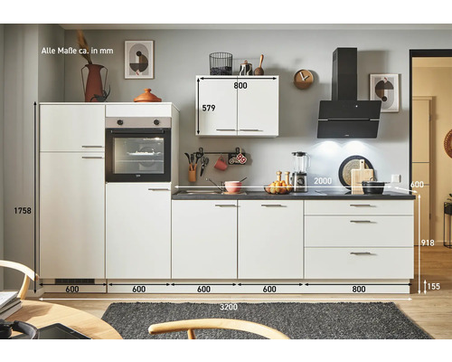 Küchenzeile mit Elektrogeräten, Maße angegeben