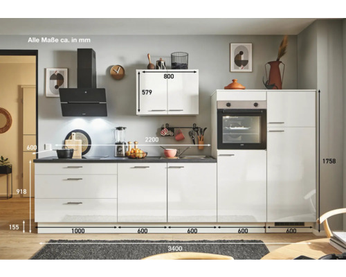 Komplette weiße Küche mit schwarzer Arbeitsplatte und Dunstabzugshaube, inklusive Maßangaben