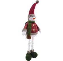 Dekorativer Schneemann mit Mütze, Schal und kariertem Mantel als Weihnachtsdekoration