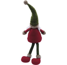 Dekorativer Weihnachtswichtel mit grünem Hut und rotem Anzug