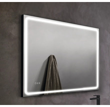 Rechteckiger Spiegel mit LED-Beleuchtung im Badezimmer