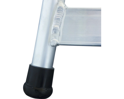 Detailaufnahme eines Aluminium Leiters mit Fußkappe