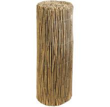 Rollzaun aus Schilfrohr als Sichtschutz für den Garten
