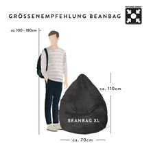 Größenempfehlung für Sitzsack XL: Körpergröße circa 100 bis 180 cm, Sitzhöhe circa 110 cm, Durchmesser circa 70 cm. Sitting Point Logo.