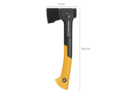 Fiskars X14 Spaltaxt mit einer Länge von 35,5 cm und einer Kopfbreite von 13 cm.