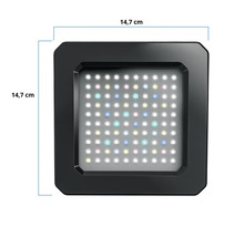 Quadratische Aquariumleuchte mit den Maßen 14,7 x 14,7 cm