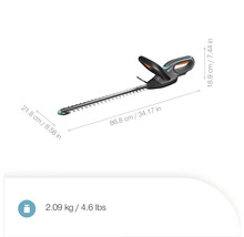 Gardena Akku-Heckenschere mit einer Länge von 86,8 cm und einem Gewicht von 2,09 kg.