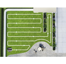 Draufsicht eines Gartens mit Rasenmähroboter, der einer durch weiße Pfeile dargestellten Route folgt