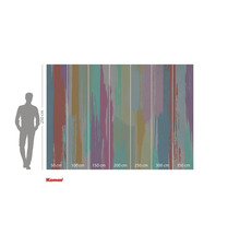 Komar Logo. Illustration einer Tapete mit Farbmuster und verschiedenen Breiten.