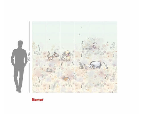 Wandbild mit Winnie Puuh Motiven und Höhenangabe von 250 cm