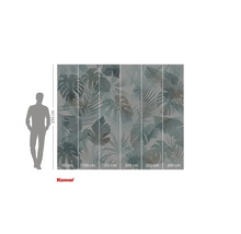 Komar Fototapete mit Pflanzenmuster und Größenangaben