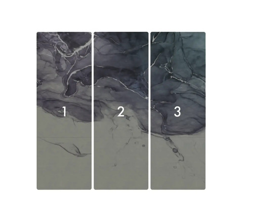 Drei Tapetenbahnen mit abstraktem Muster