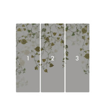 Dreiteilige Fototapete mit fallenden Blättern.