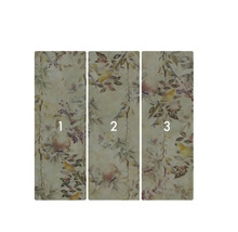 Tapete mit Vogel- und Pflanzenmuster, dreiteilig.