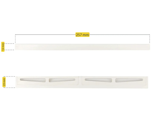Kunststoff-Sockelleiste, 257 mm lang, 12 mm breit und 23 mm hoch.