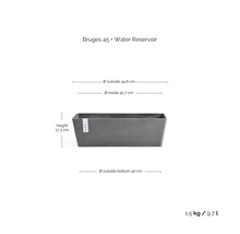 ECOPOTS Blumenkasten Bruges 45 mit Wasserreservoir. Höhe 17,3 Zentimeter, Außenmaß oben 44,8 Zentimeter, Innenmaß 42,7 Zentimeter.